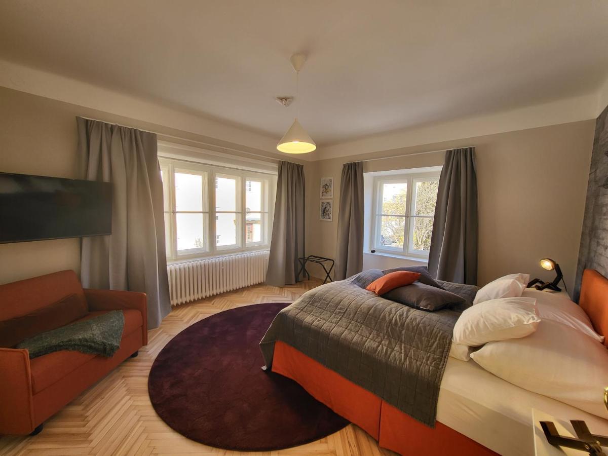 Orange Flat By Grazrentals Highest Standard & Free Parking Dış mekan fotoğraf